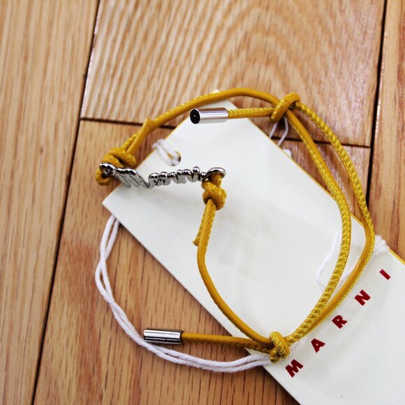 BNWT AW22 MARNI LOGO PLAQUE ROPE BRACELET YELLOW - Picture 2 of 5
